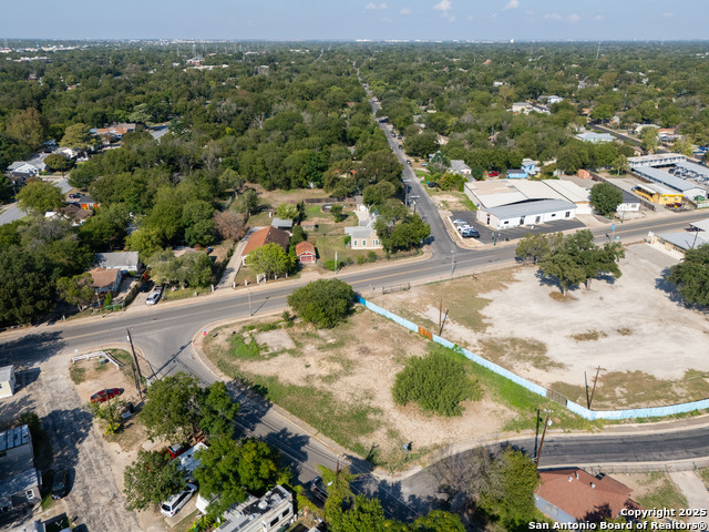 Listing photo id 1 for 2930 Mission