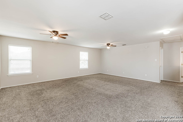 Listing photo id 16 for 8903 Meadow Springs