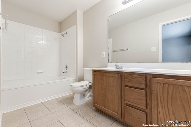 Listing photo id 19 for 8903 Meadow Springs