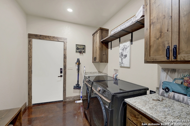 Listing photo id 26 for 1150 Orchard Park Blvd.