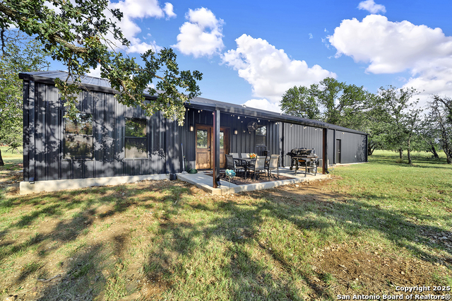 Listing photo id 38 for 1150 Orchard Park Blvd.