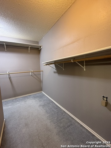 Image 12 of 27 For 13707 Rowe