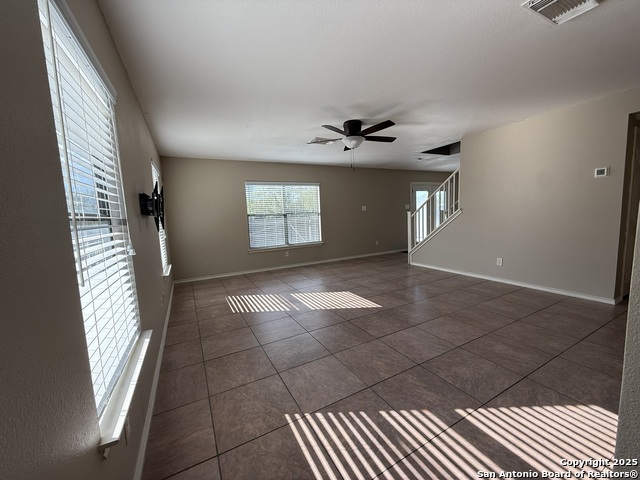 Image 3 of 27 For 13707 Rowe