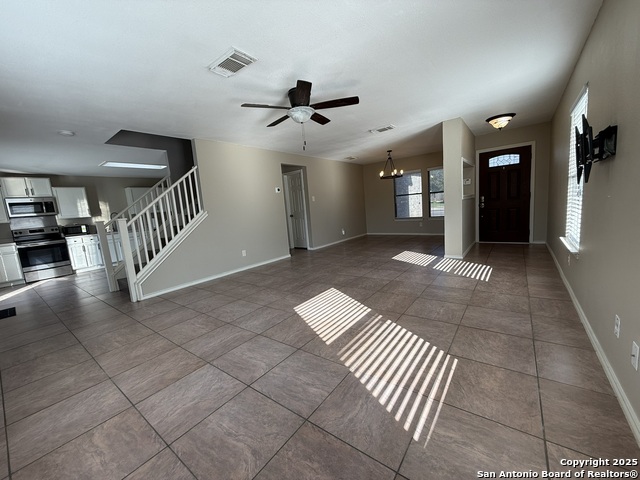 Image 4 of 27 For 13707 Rowe