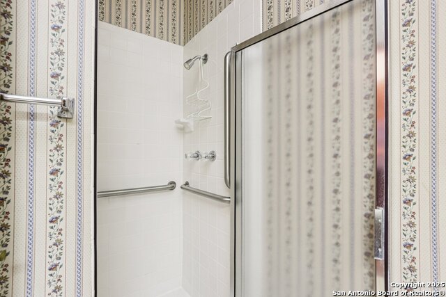 Listing photo id 20 for 10134 Jandre Pl