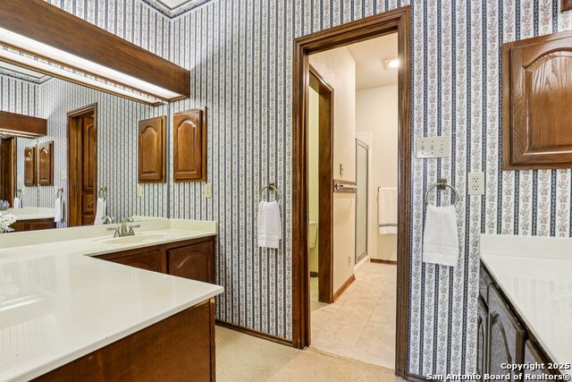 Listing photo id 35 for 10134 Jandre Pl