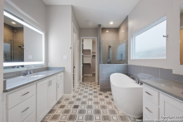 Image 11 of 26 For 212 Melrose E