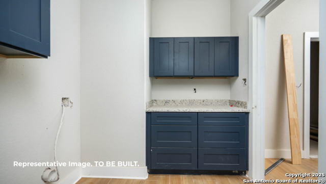 Listing photo id 9 for 532 Restless Wind