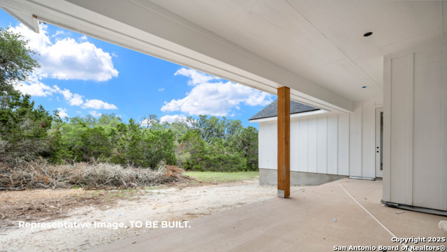 Listing photo id 11 for 532 Restless Wind