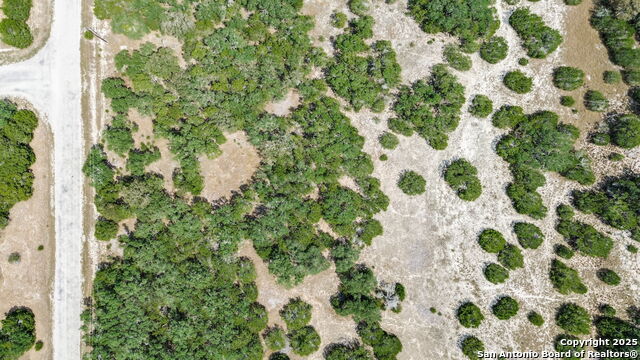 Listing photo id 14 for 532 Restless Wind