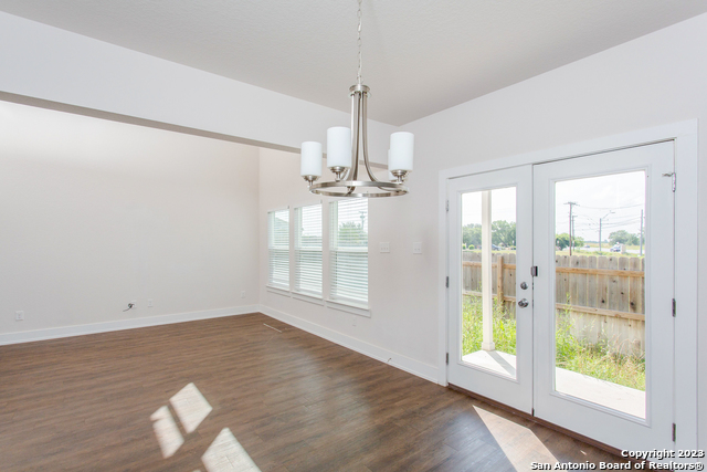 Image 11 of 23 For 220 Sapphire 201