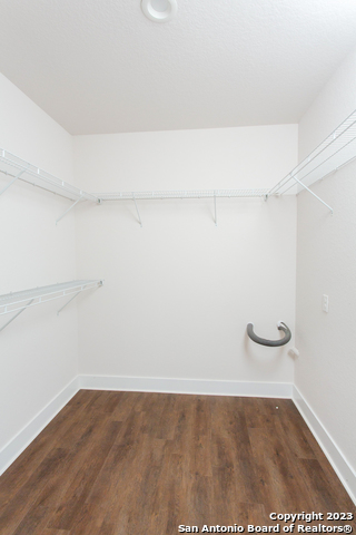 Image 15 of 23 For 220 Sapphire 201