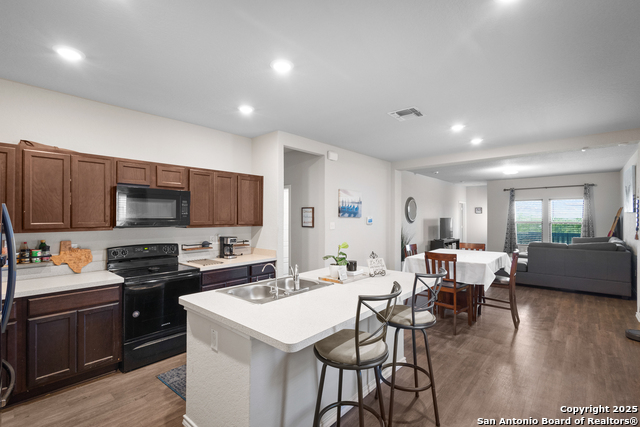 Image 4 of 19 For 5418 Cicada