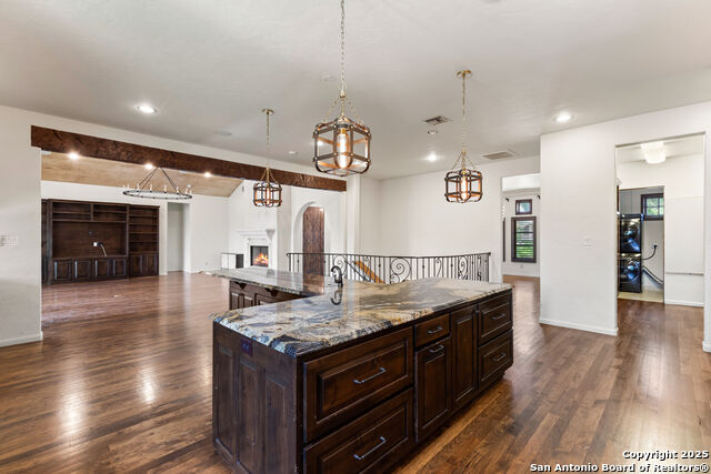 Image 10 of 54 For 311 Elizabeth