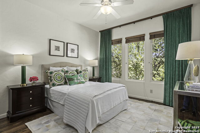 Image 23 of 54 For 311 Elizabeth