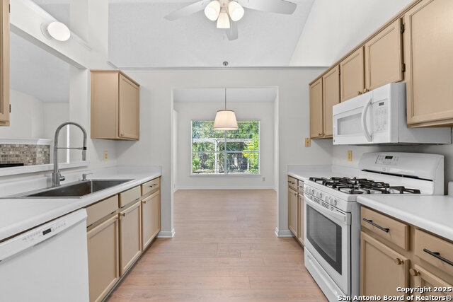 Image 13 of 26 For 6227 Lantern Creek