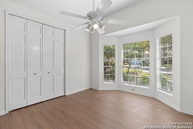 Image 18 of 26 For 6227 Lantern Creek