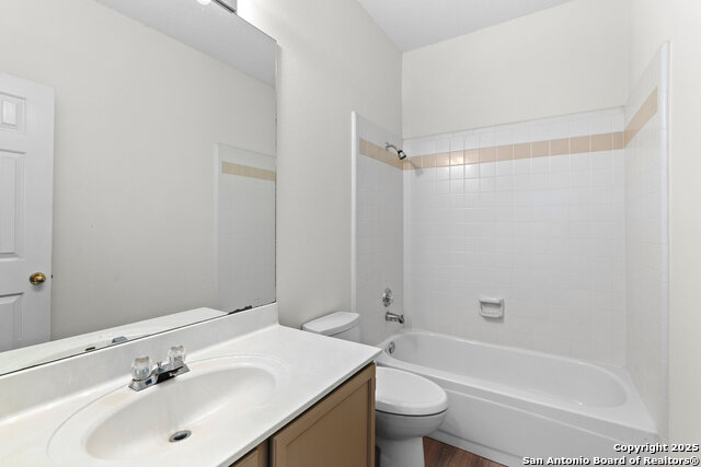 Image 19 of 26 For 6227 Lantern Creek