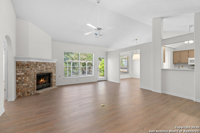 Image 4 of 26 For 6227 Lantern Creek