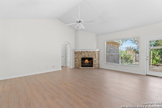 Image 5 of 26 For 6227 Lantern Creek