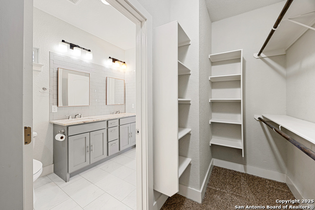 Image 20 of 44 For 846 Sutton  