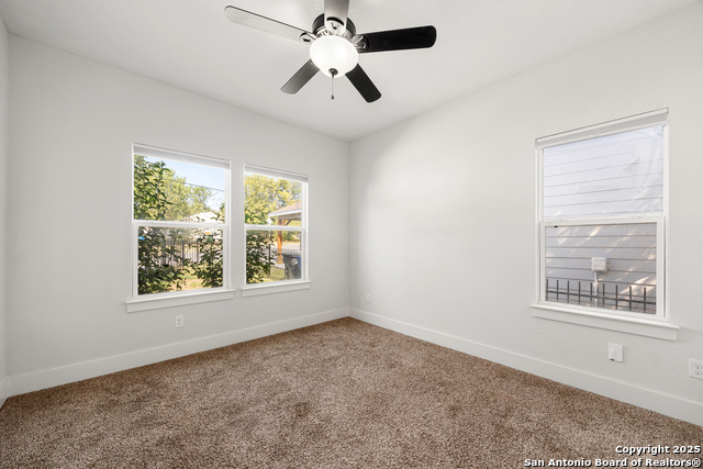 Image 25 of 44 For 846 Sutton  