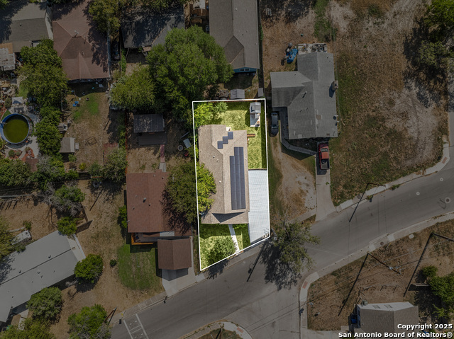 Image 42 of 44 For 846 Sutton  