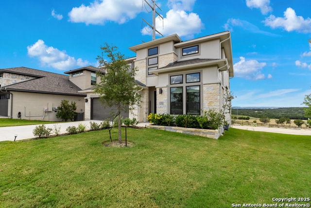 Image 4 of 38 For 250 Navarro