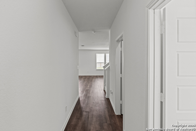 Listing photo id 1 for 4161 Bermuda Ln