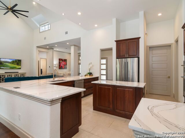 Listing photo id 14 for 110 Manorbrook