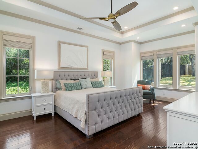 Listing photo id 21 for 110 Manorbrook
