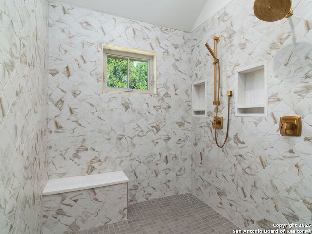 Listing photo id 23 for 110 Manorbrook