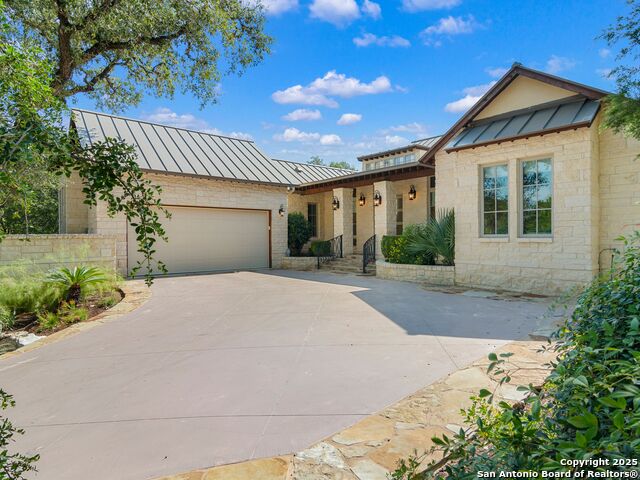 Listing photo id 1 for 110 Manorbrook