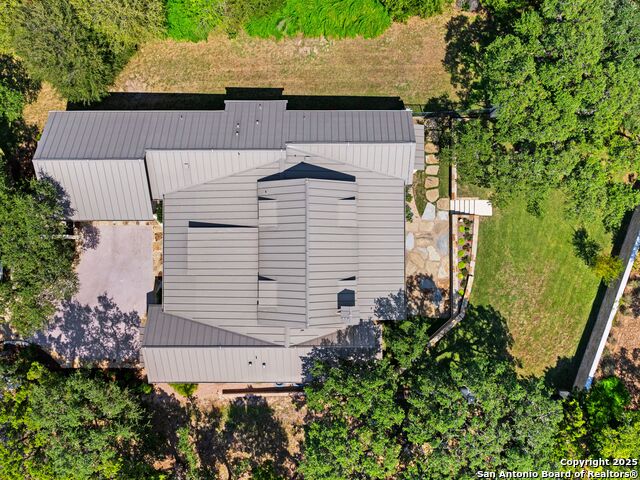 Listing photo id 38 for 110 Manorbrook