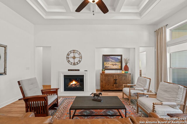 Listing photo id 16 for 219 Madrone Trail