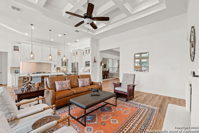Listing photo id 17 for 219 Madrone Trail