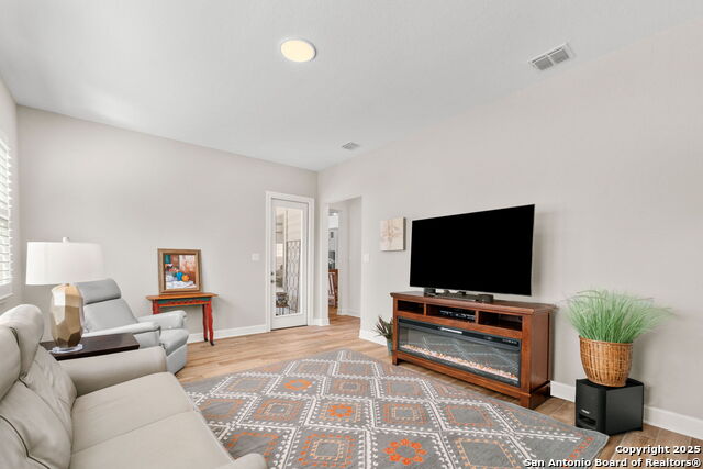 Listing photo id 20 for 219 Madrone Trail