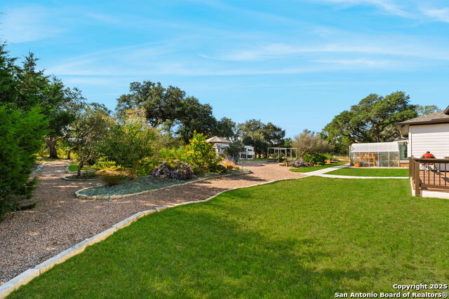Listing photo id 27 for 219 Madrone Trail