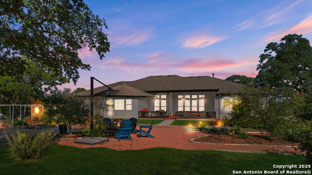 Listing photo id 31 for 219 Madrone Trail