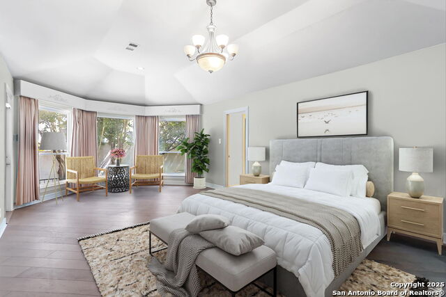 Image 15 of 17 For 9018 Foxland Dr.