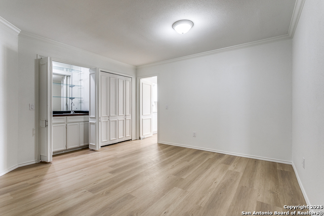 Image 6 of 15 For 7815 Broadway  202