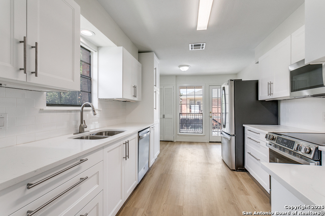 Image 8 of 15 For 7815 Broadway  202