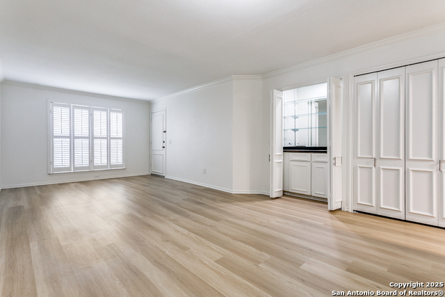 Image 2 of 15 For 7815 Broadway  201