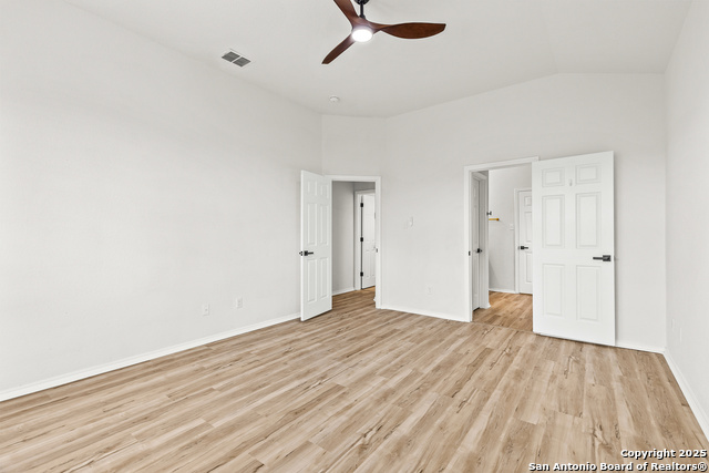 Listing photo id 10 for 25807 Beautyberry