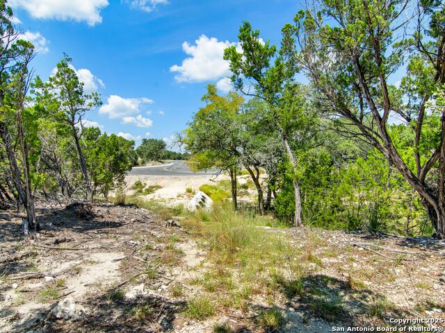 Listing photo id 17 for 25722 Eden Point