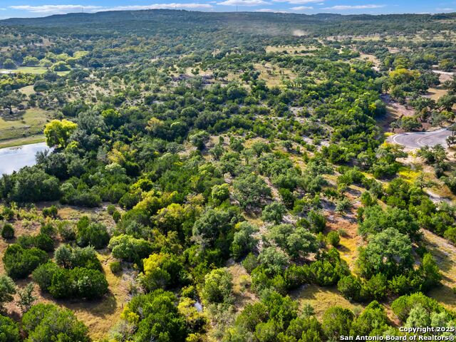 Listing photo id 35 for 25722 Eden Point