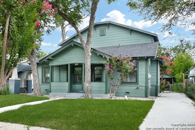 Details for 211 Queen Anne Ct, San Antonio, TX 78209