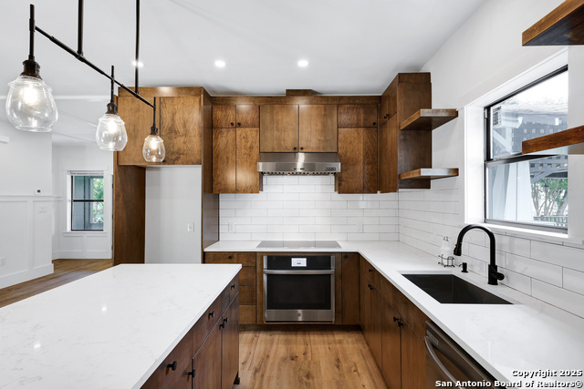 Image 15 of 36 For 211 Queen Anne Ct