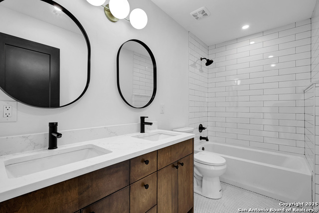 Image 27 of 36 For 211 Queen Anne Ct