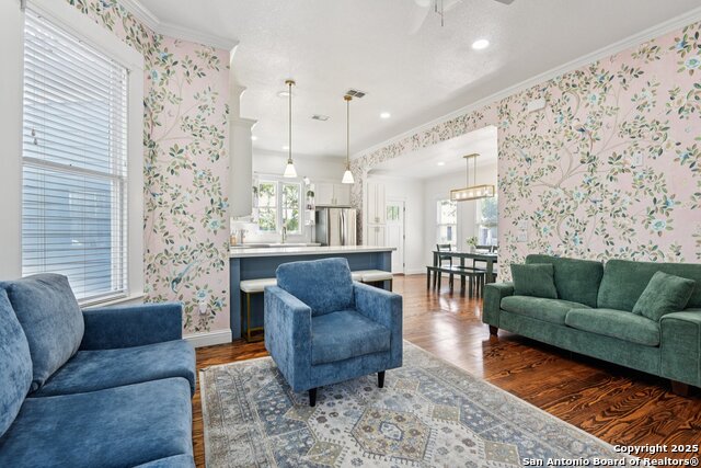 Image 14 of 45 For 802 Pine N 